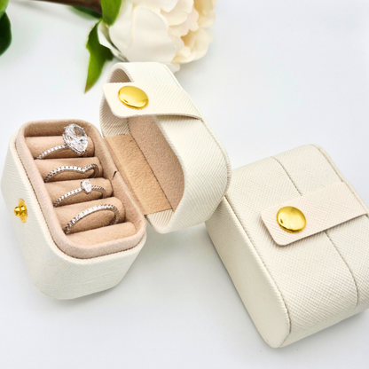 Valley Blossom Travel Jewellery Nest – Soft White Edition