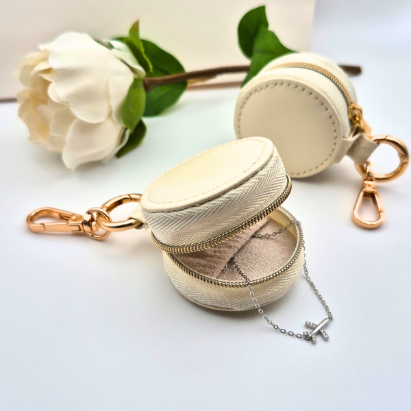 Portable Faux Leather Jewellery Case with Keychain Clip – Blossom Capsule