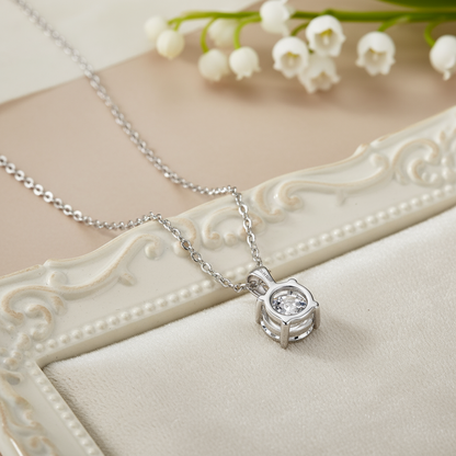 Dewdrop Glow Necklace – Silver Moissanite Pendant
