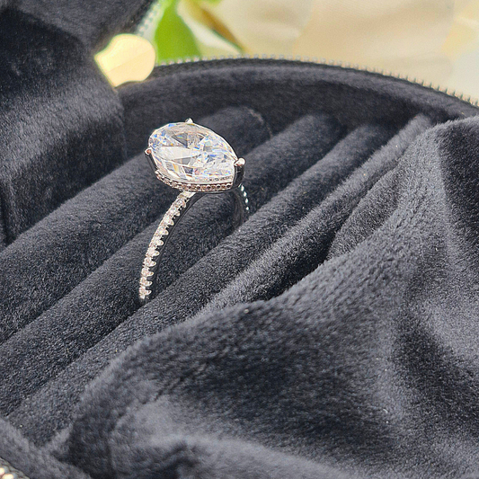 Lily Dew Ring – Silver Pear Cut with Sparkling Pave Band