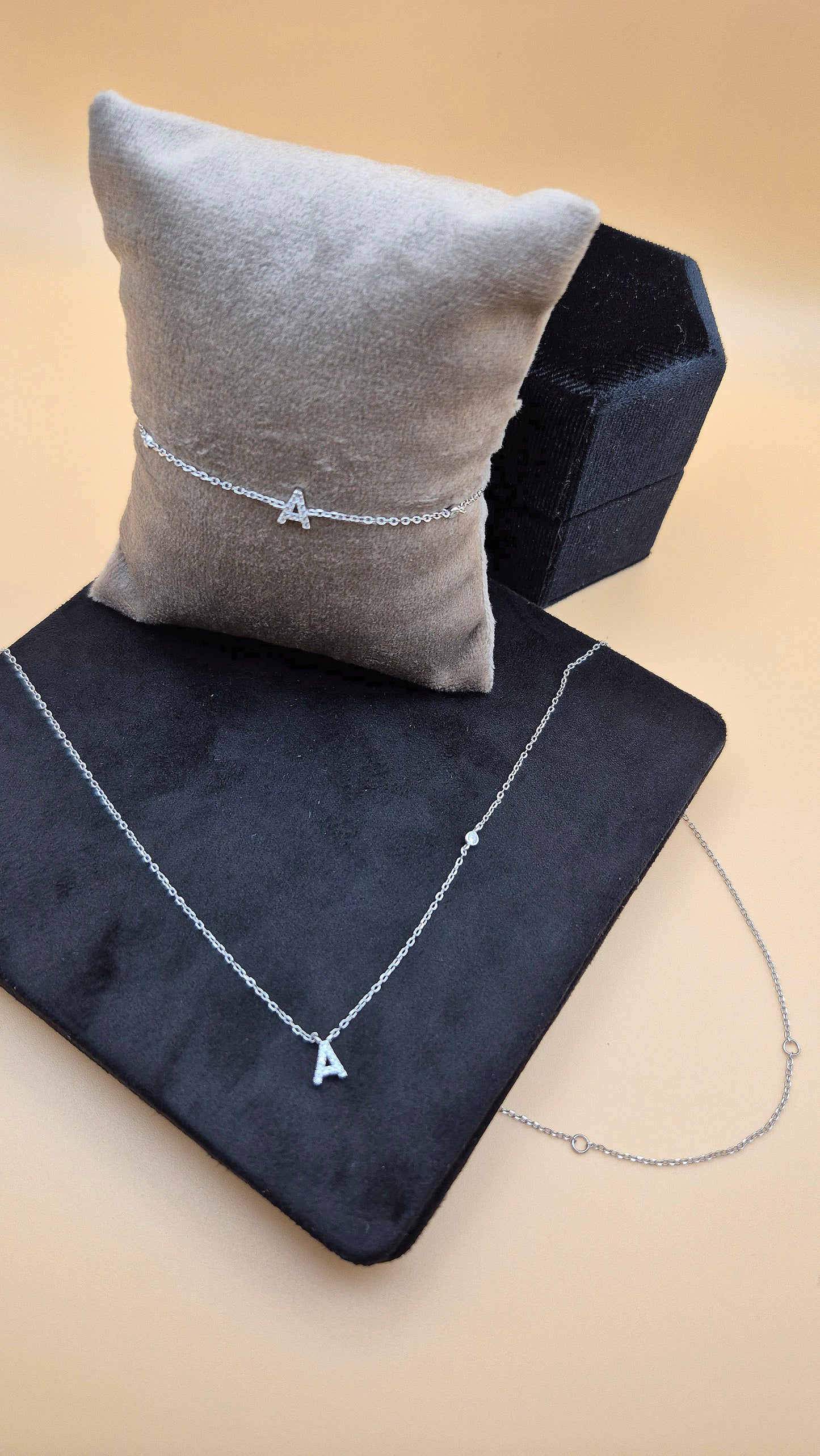 Valley Letter Bracelet – Delicate Sterling Silver Chain with Custom Initial Pendant